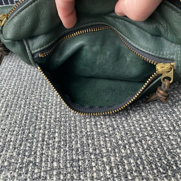 Vintage Green Leather Sling Bag - Picture 8 of 15